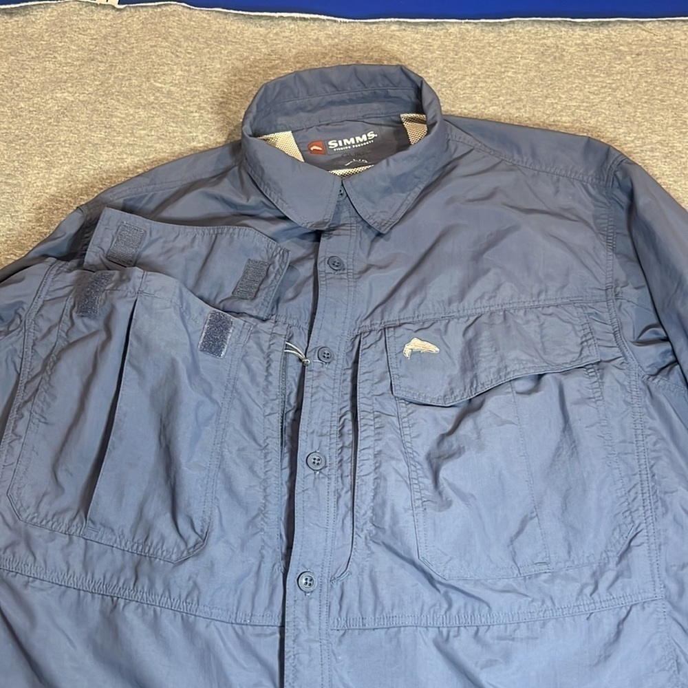 Simms fishing guide series long sleeve button blue shirt. - Picture 4 of 12